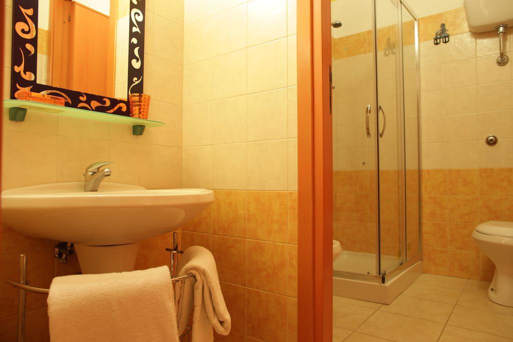 Marisal Accommodation Alghero Bagian luar foto